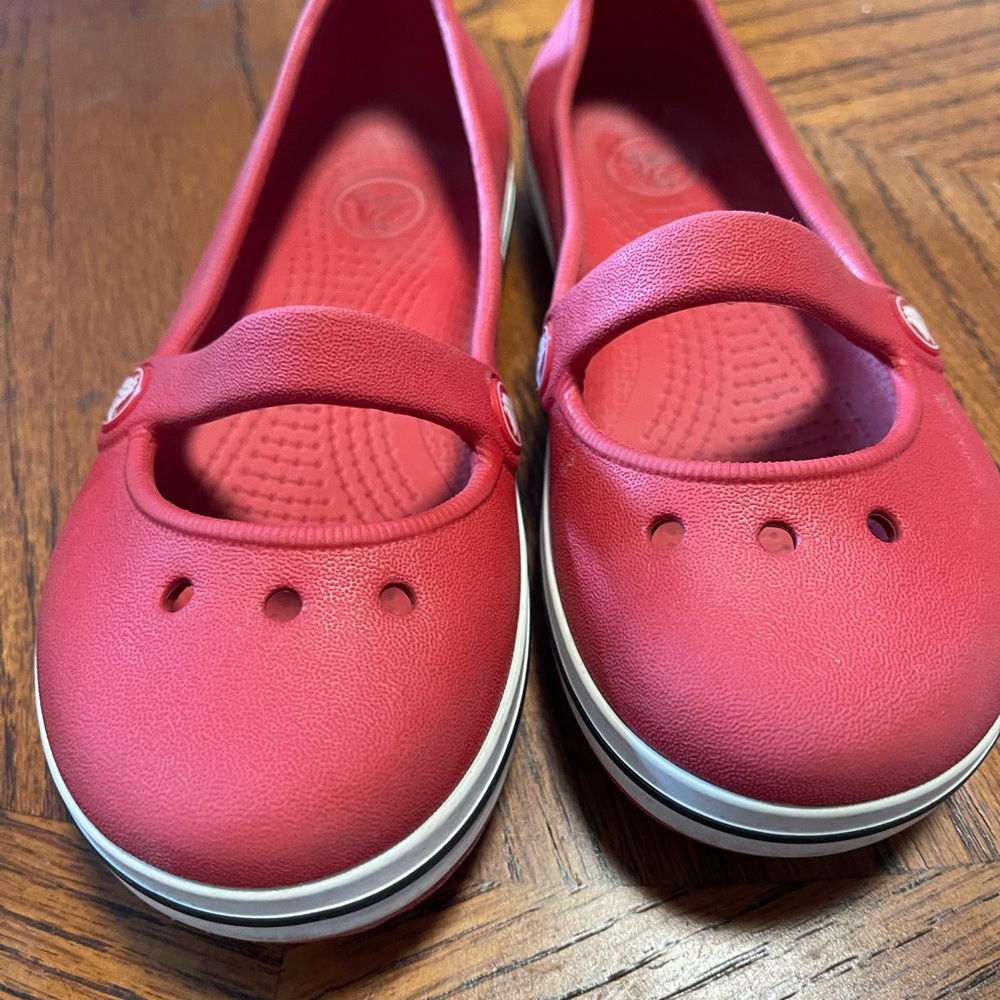 CROCS Kids Red MaryJanes - Picture 4 of 6